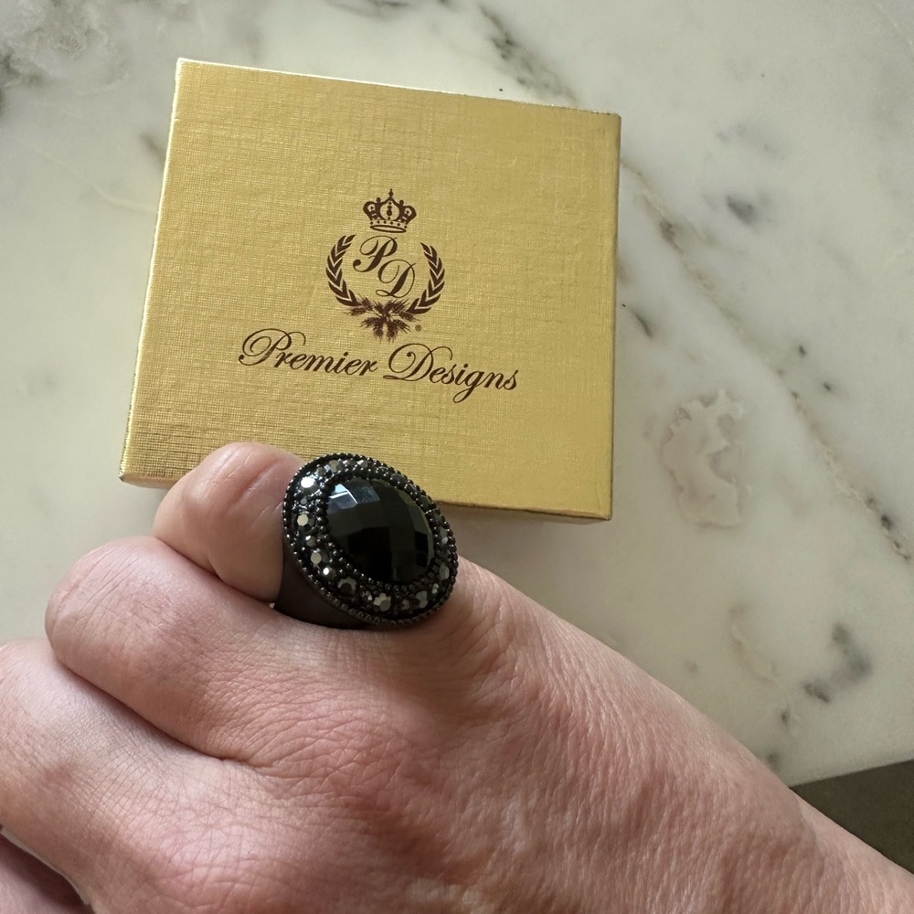 Premier Designs Black Statement Ring With Crystals - image 1